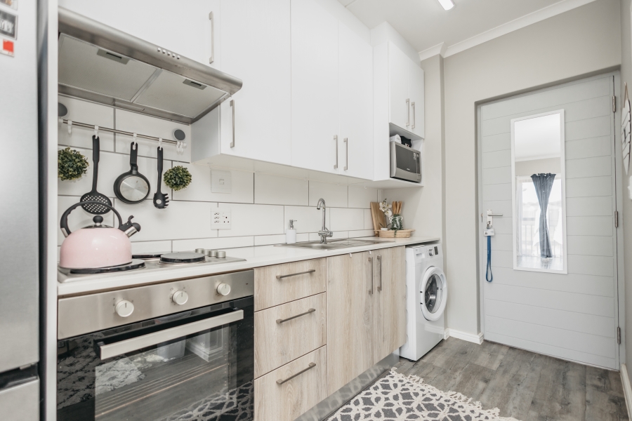 To Let 1 Bedroom Property for Rent in Haasendal Western Cape